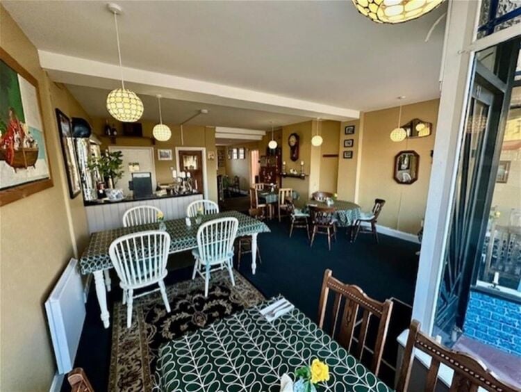 LEASEHOLD LIC. CAFE/RESTAURANT & ICE CREAM PARLOUR Photo 10
