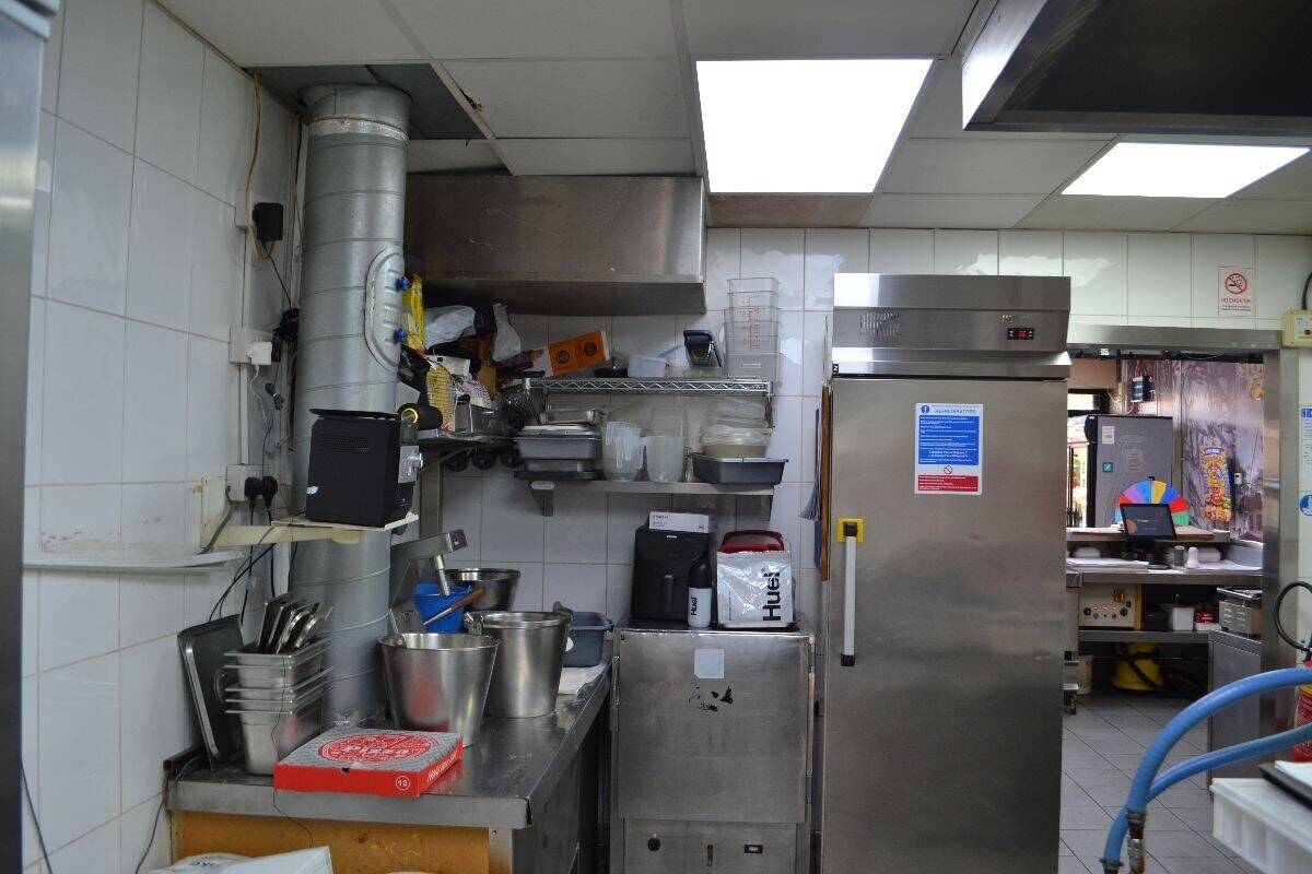 Profitable Fish & Chip Shop in a village area – £6,000 Weekly Sales – Includes 3 Bed Accommodation