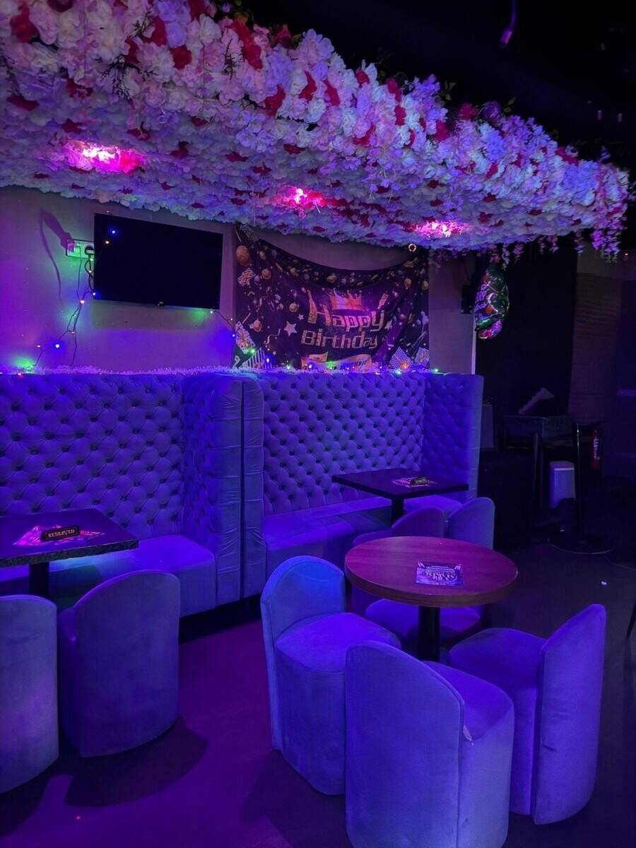 Nightclub & Restaurant 