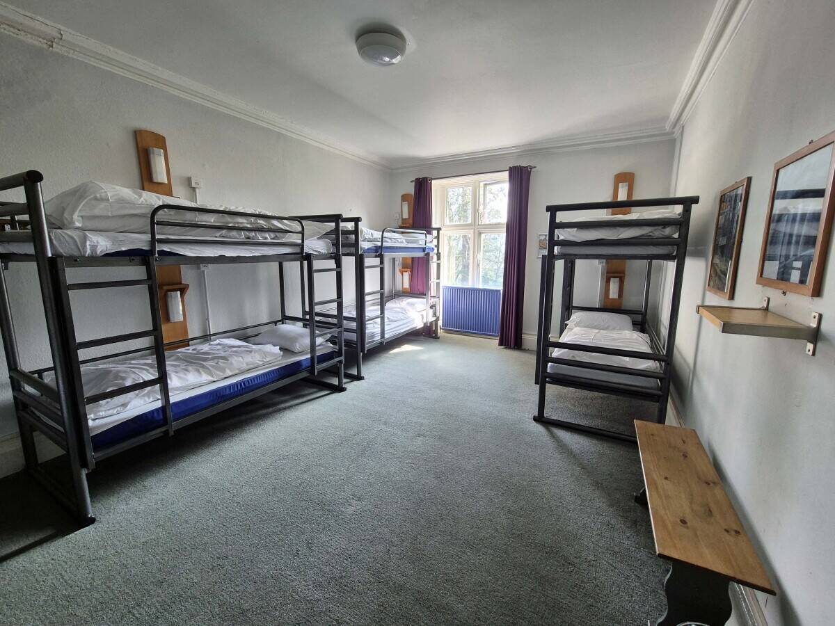 YHA HOLLY HOW (CONISTON) - TEN BEDROOM COUNTRY HOUSE HOSTEL & DETACHED HOUSE LOCATED IN STUNNING LAK