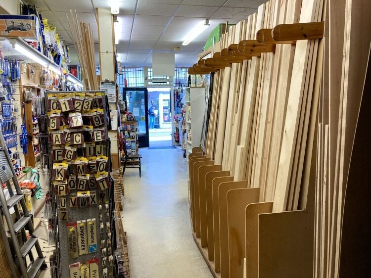 DIY, HARDWARE, & HOUSEHOLD STORE Photo 10
