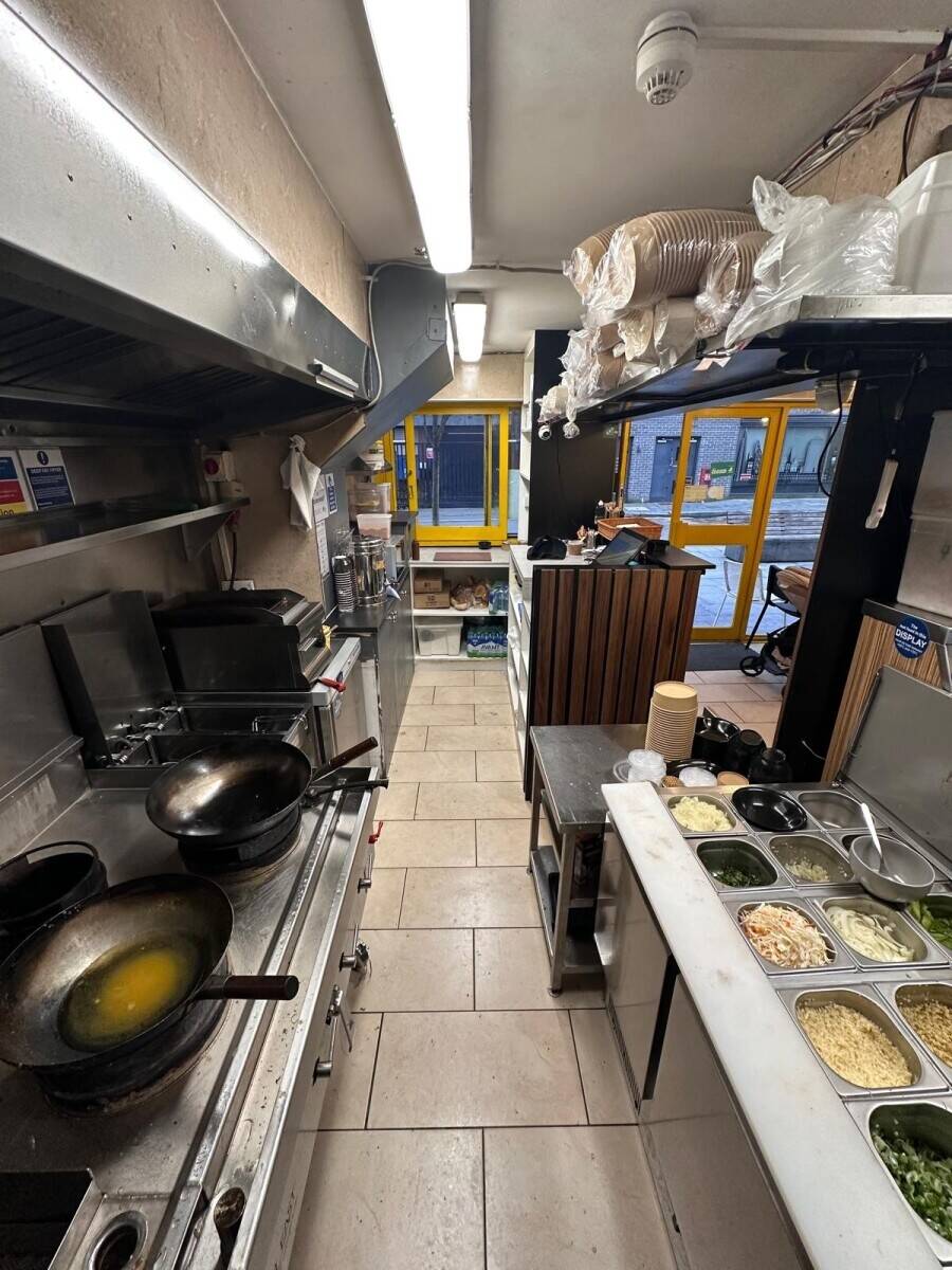 Indo-Chinese Restaurant Cafe for sale in in Harrow Town Centre
