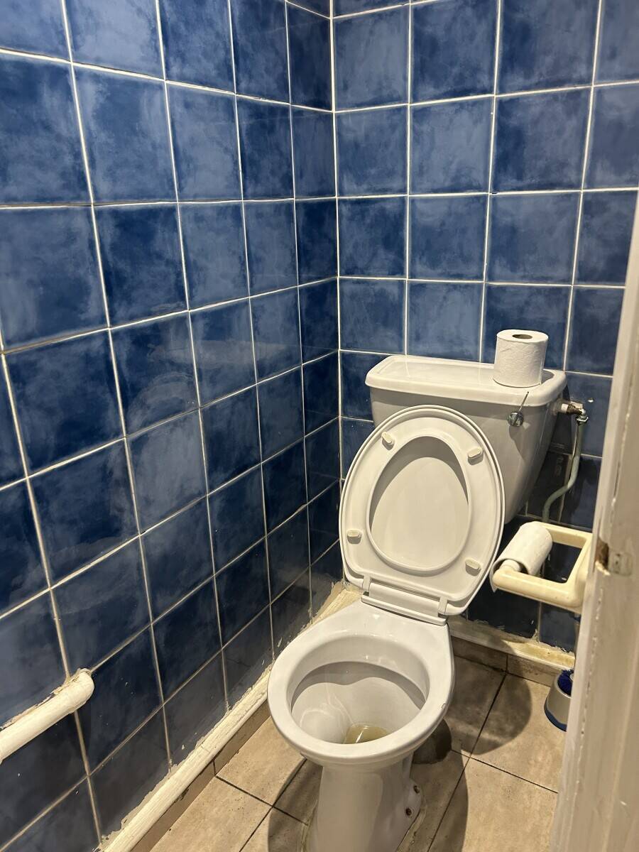 Restaurant for sale in low price