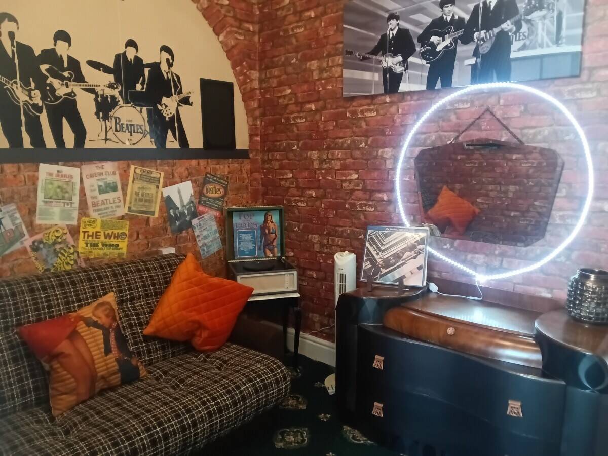 Freehold Licensed Themed Hotel Guest House Bed & Breakfast Blackpool Lancashire North West For Sale Photo 10