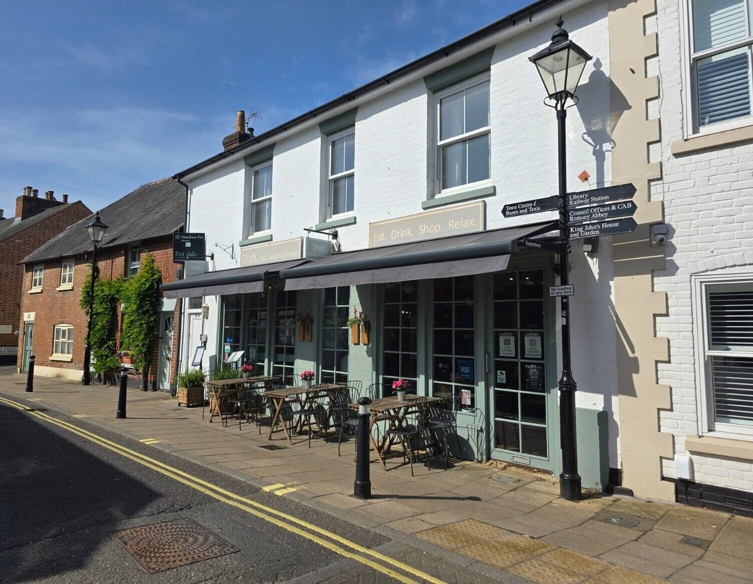 Exceptional Café and Deli in Prime Location Photo 10
