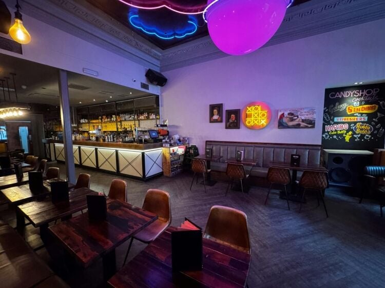 Bar, Restaurant, Nightclub and Function Venue Premises Photo 10