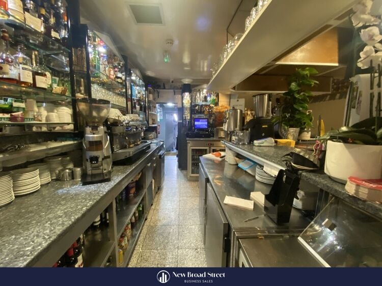 Long-Established, Iconic, Profitable Portuguese Restaurant and Bar -South London Photo 10