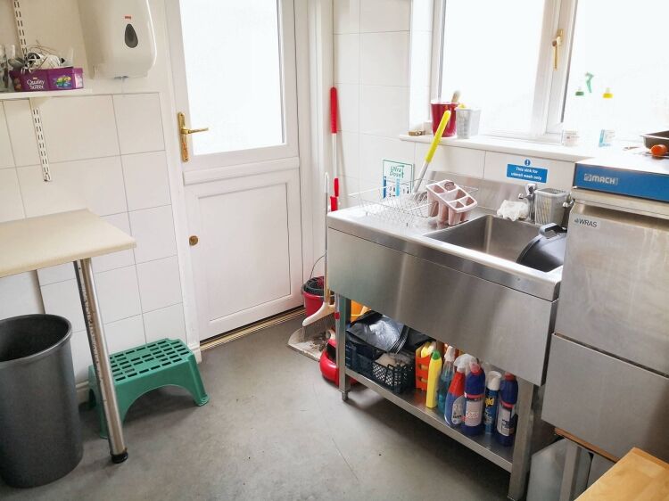 Turnkey Village Cafe, Low Capital Entry - Blythe Bridge, Stoke-on-Trent Photo 10