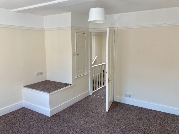 INVESTMENT PROPERTY OPPORTUNITY Photo 10