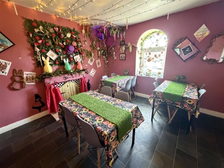 Cafe & Sandwich Bars For Sale in Leeds