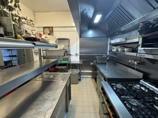 Leasehold Italian Restaurant Located In Balsall Common Photo 10