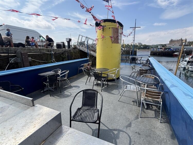 Licenced Trade, Pubs & Clubs For Sale in Scarborough Photo 10