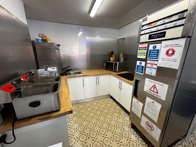 Baked potato shop Spuddies for sale in Cardonald Glasgow