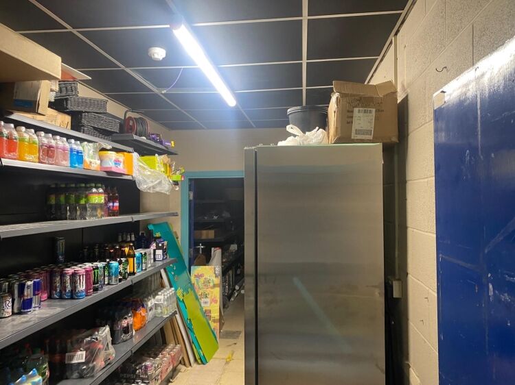 MODERN CONVENIENCE STORE - EXCELLENT GROWTH POTENTIAL