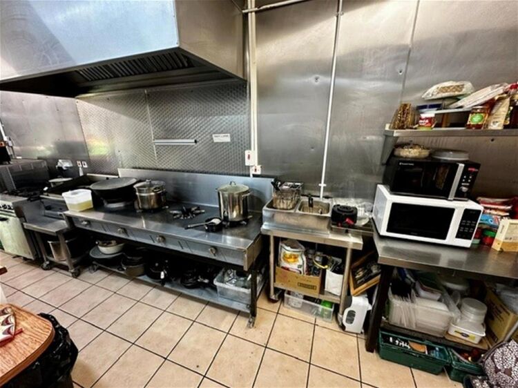 LEASEHOLD ASIAN RESTAURANT
