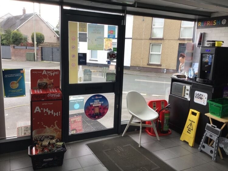 CONVENIENCE STORE and POST OFFICE WITH ACCOMMODATION, Near LLANELLI Photo 10