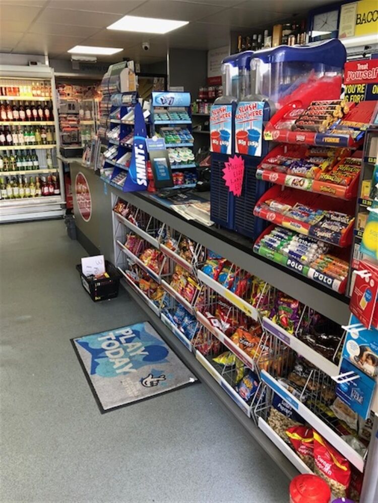 THRIVING POST OFFICE & LICENSED CONVENIENCE STORE IN MALTBY Photo 11