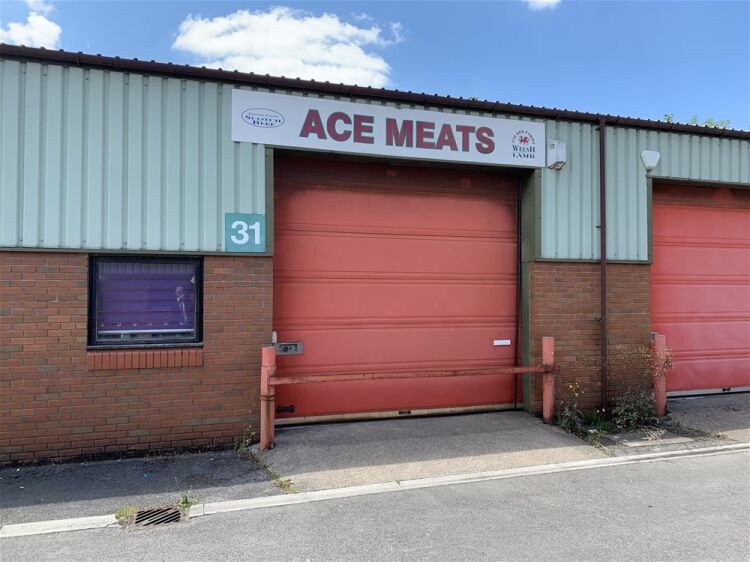 BLUE CHIP OUTSIDE CATERING COMPANY IN CAERPHILLY Photo 11