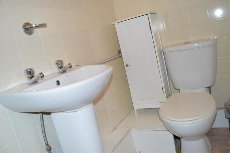 LICENSED FREEHOLD BED & BREAKFAST GUEST HOUSE IN BLACKPOOL