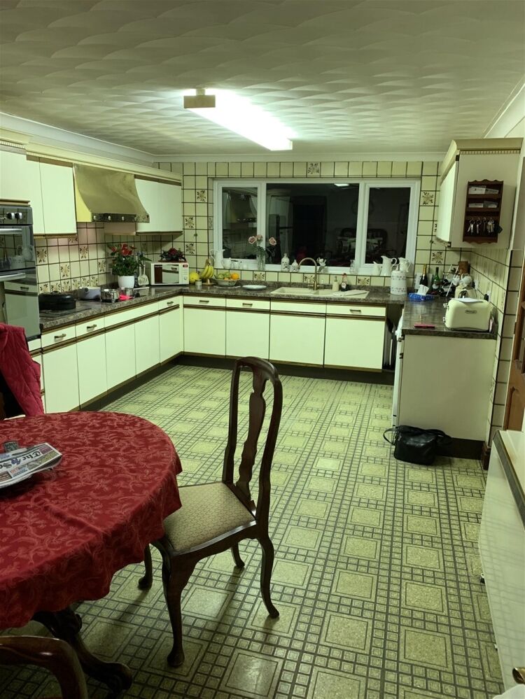 FREEHOLD ARTISAN BAKERY WITH SUPERB PRIVATE APARTMENT IN WOORE Photo 11