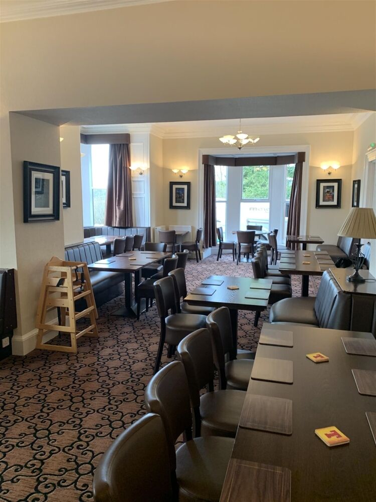 FREEHOLD LICENSED HOTEL/RESTAURANT & FUNCTION VENUE IN 4.5 ACRES NEAR KIRKCUDBRIGHT