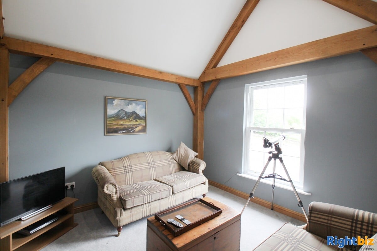Beautiful Salen Hotel & Luxury Glamping Pods for Sale, Acharacle