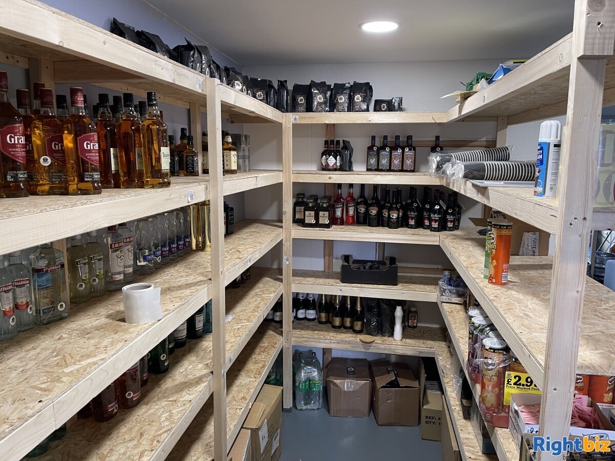 Great business opportunity, fully equipped liquor store with STOCK!! Photo 11