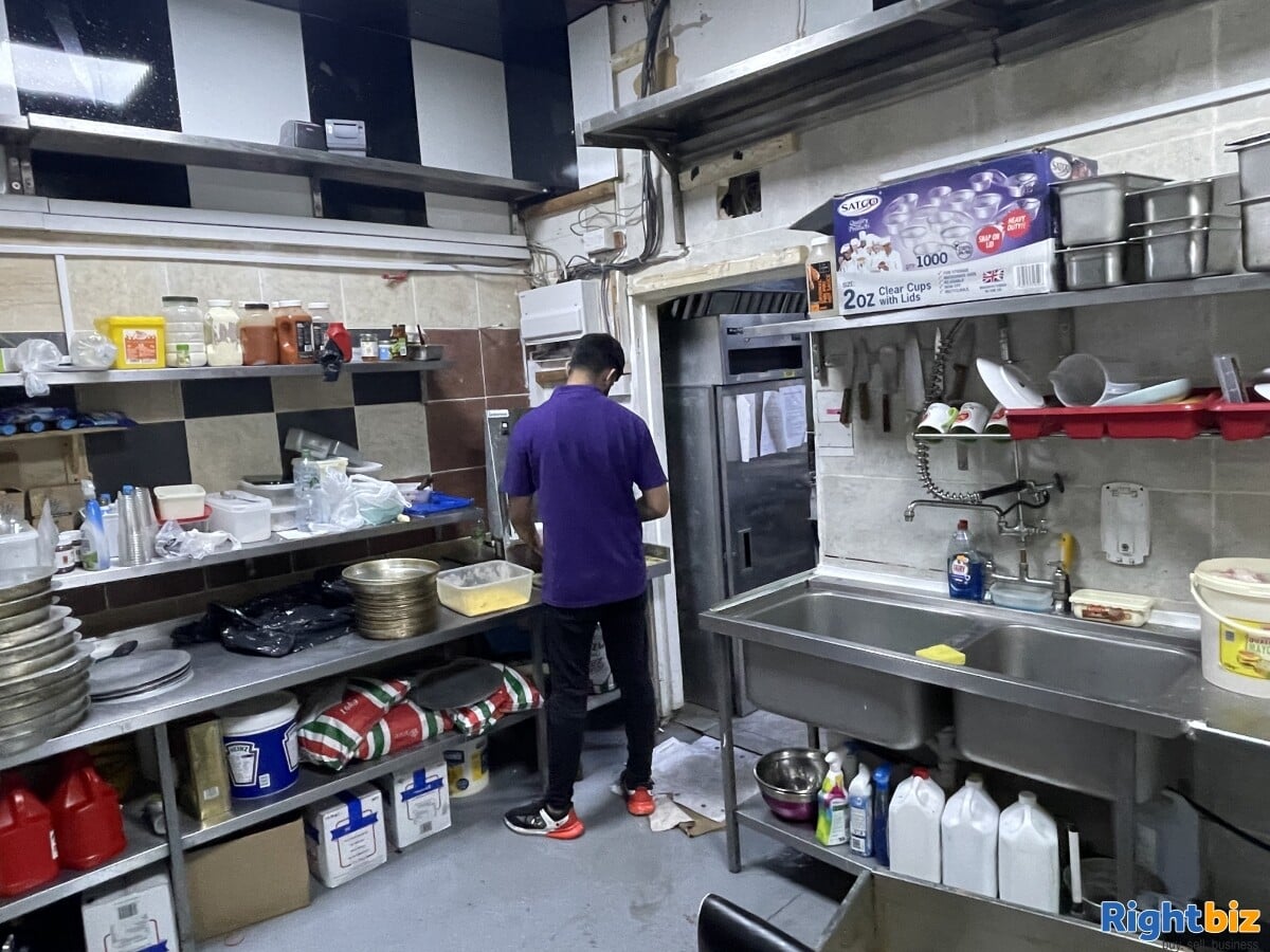 Fast Food Takeaway - Chicken / Pizza & Delivery Restaurant for sale in Stockport