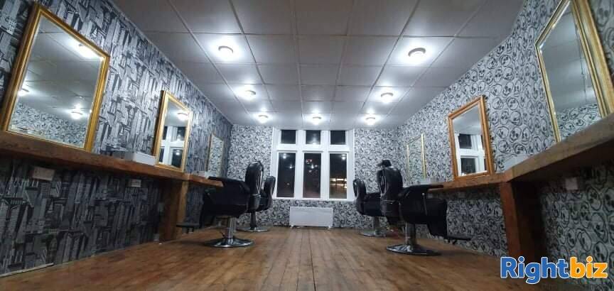 Unisex beauty salon for sale Photo 11