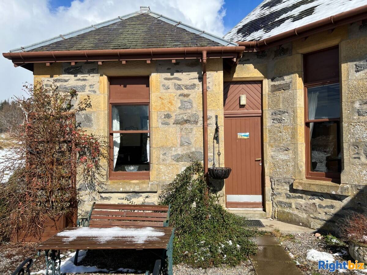 Well-appointed 4 bed Victorian Villa and three well maintained self-catering cottages in Kincraig.