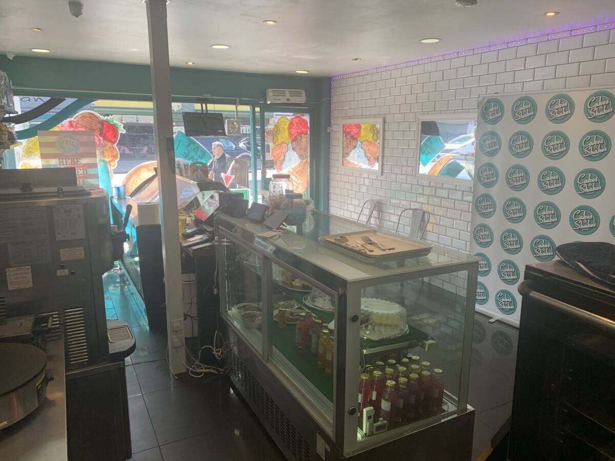 A3 - Well Established 5 Star Hygiene Halal Desserts Parlour With Burgers For Sale  In Gants Hill