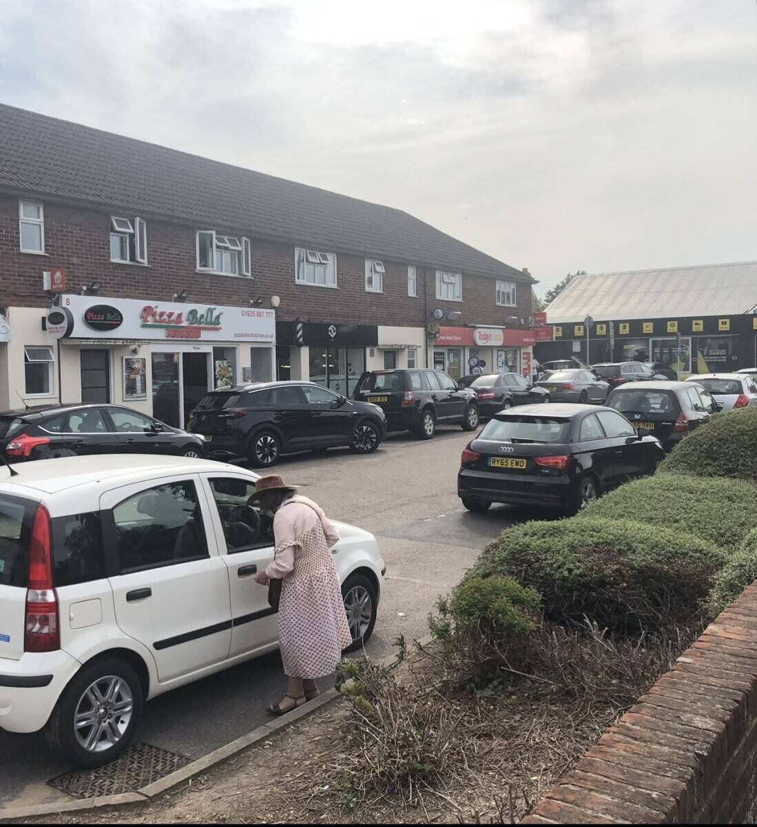 Leasehold takeaway is for sale Photo 11