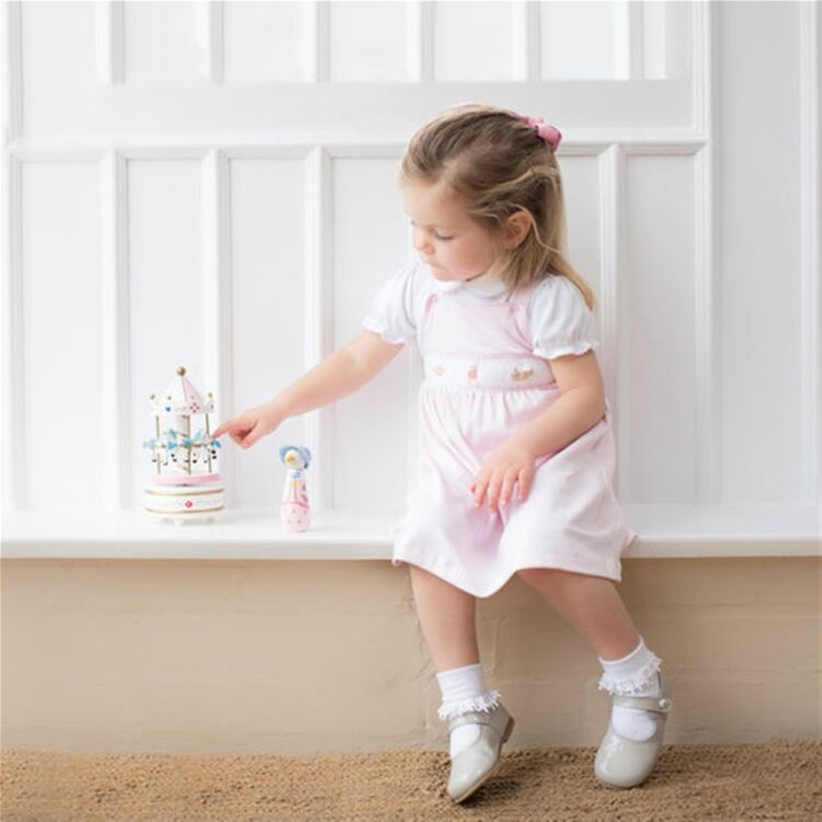A WELL ESTABLISHED - AWARD-WINNING BABY AND CLOTHING BRAND