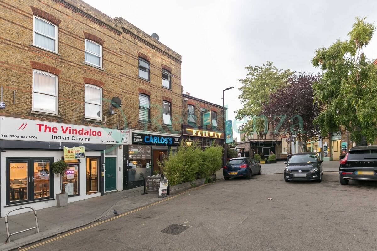 Excellent Located Takeaway Business outside Tulse Hill Station currently trading as an Indian Takeaw