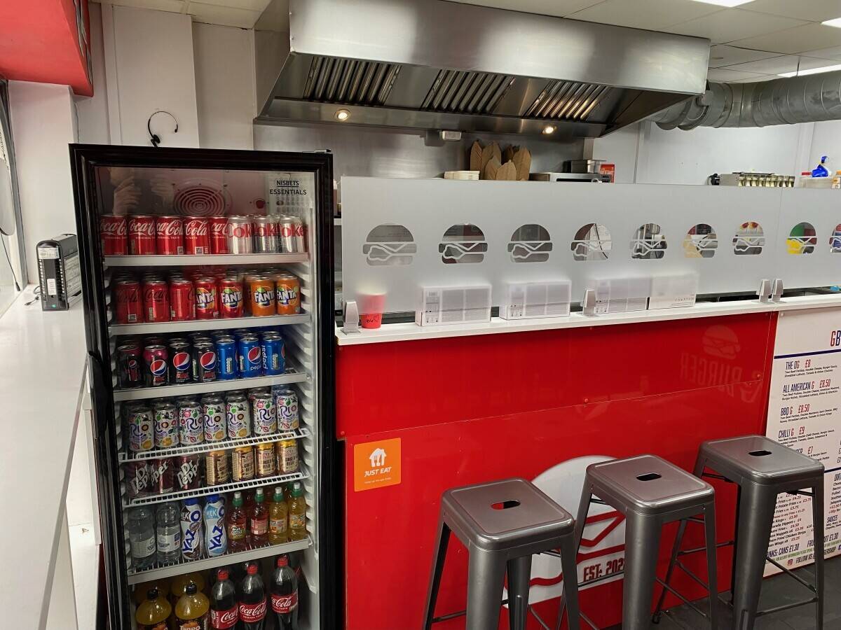 Popular Burger Restaurant & Takeaway For Sale Photo 6