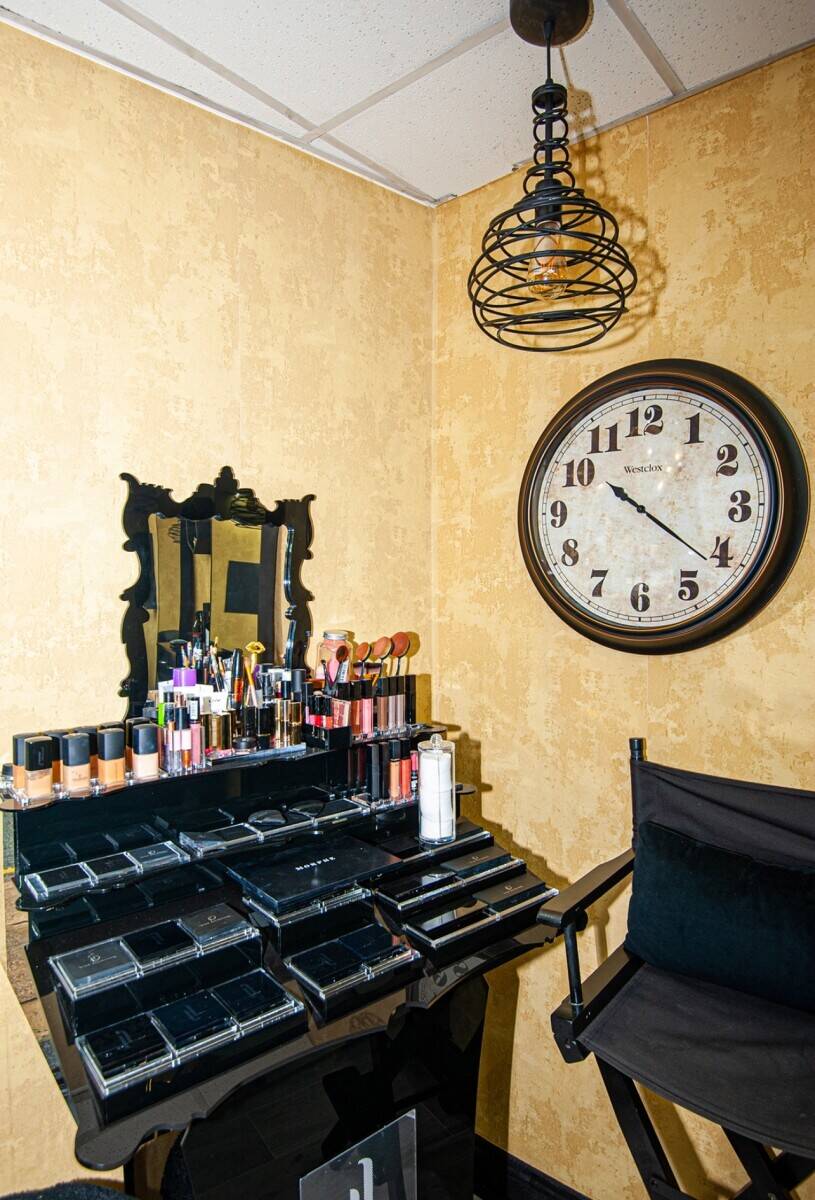 Aesthetics/Hair & Beauty salon for sale in Wigan Town Centre Photo 11