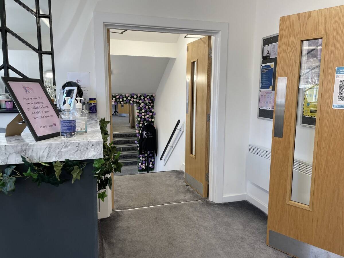 3500sq ft Dance Studio Lease for Sale North West Photo 10