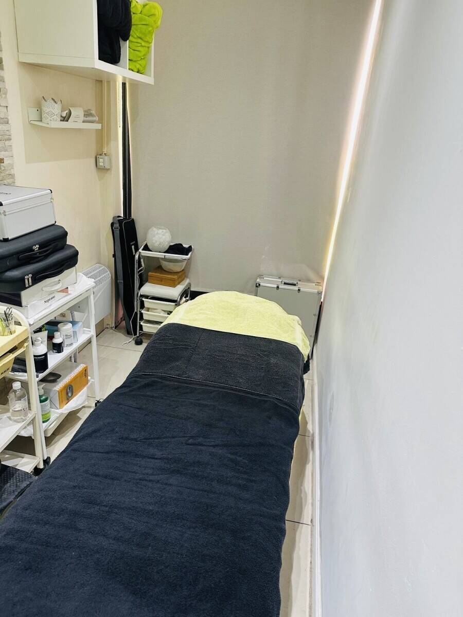 Beauty Salon for sale