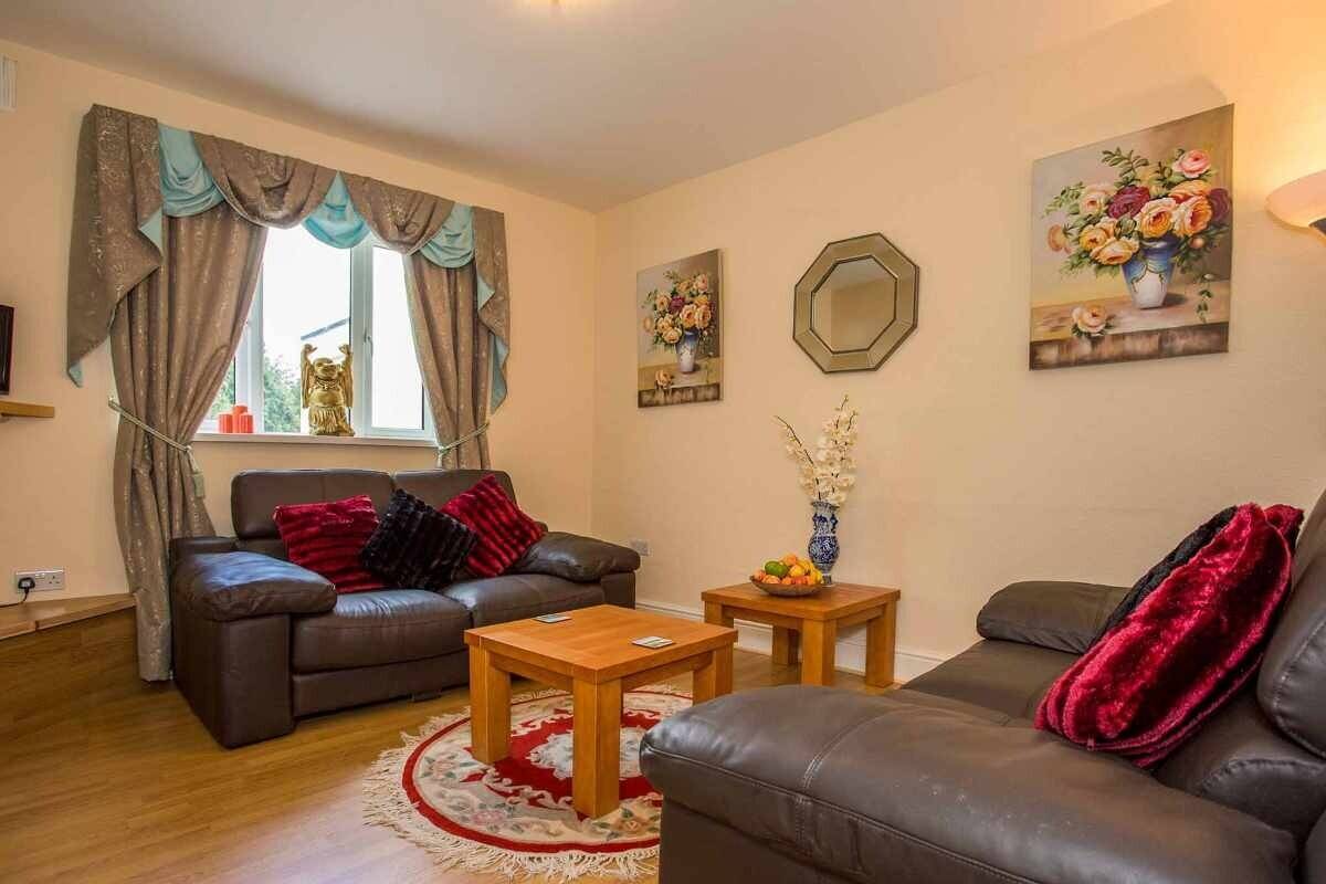 An Elegant Victorian Guest House with 18 Bedrooms Photo 11