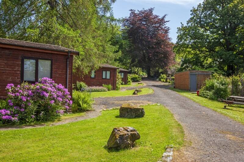 Self catering business with delightful owners flat on the banks of Loch Awe in Argyll and Bute
