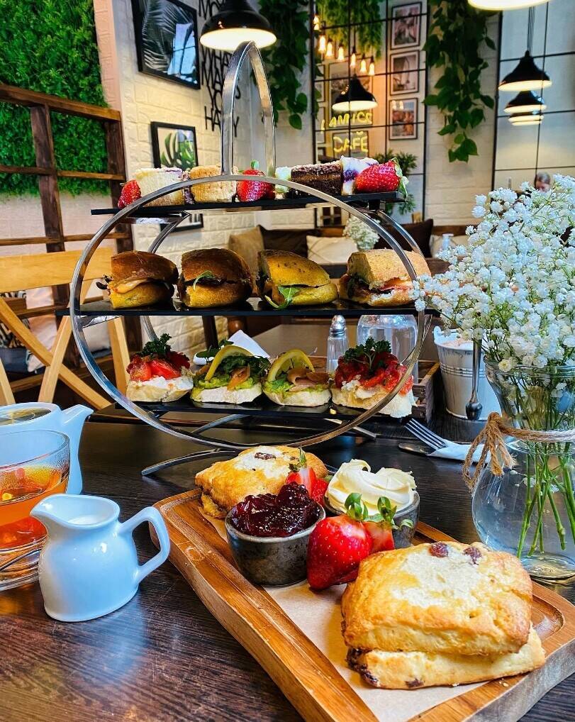 High turnover popular Cafe/ Restaurant for sale in Bolton