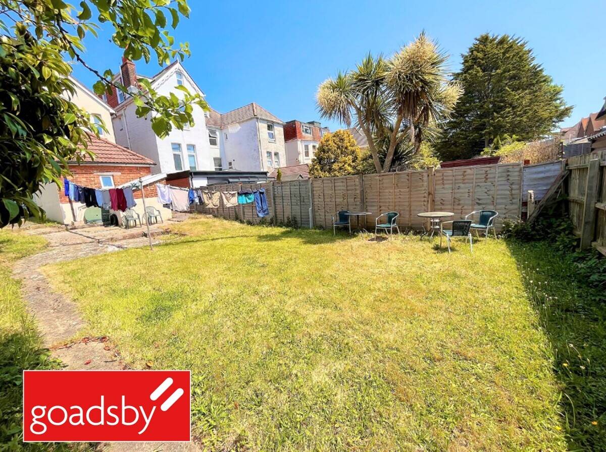 Established HMO Well Located Between Shops & Seafront