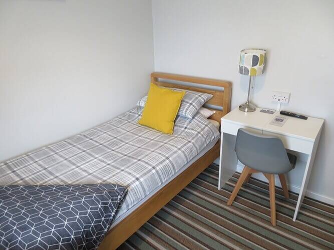 Freehold Weymouth Guest House in Prominent Position with Car Park For Sale Photo 11