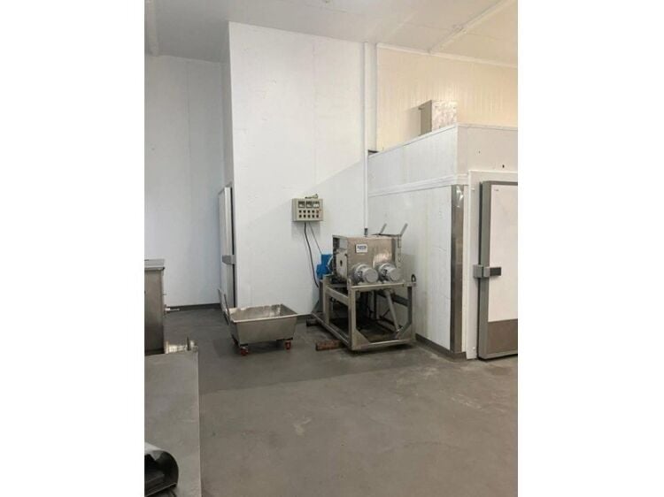 Excellent Wholesale Butcher Opportunity For Sale Photo 11