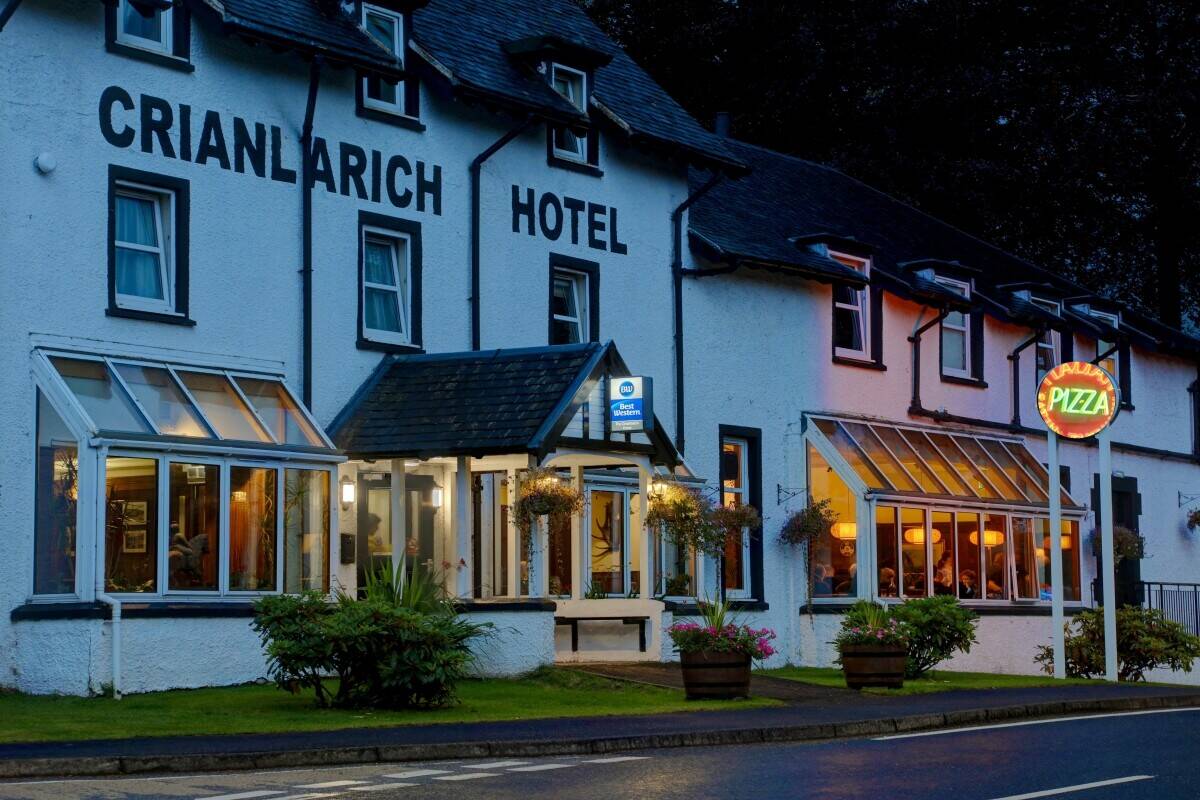 41-Bedroom, 3-Star Hotel in Historic Village, Popular with Tourists