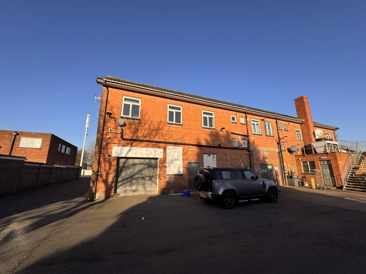 NG10 Takeaway 350m2 for sale