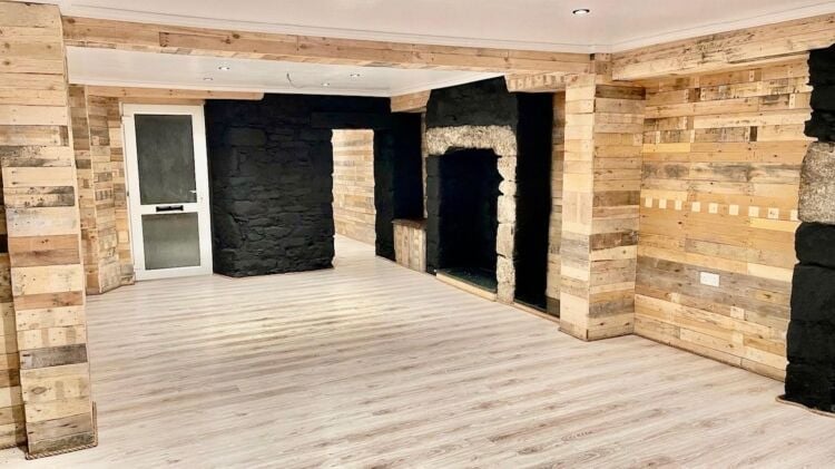 Freehold Commercial Investment Property Located In Redruth