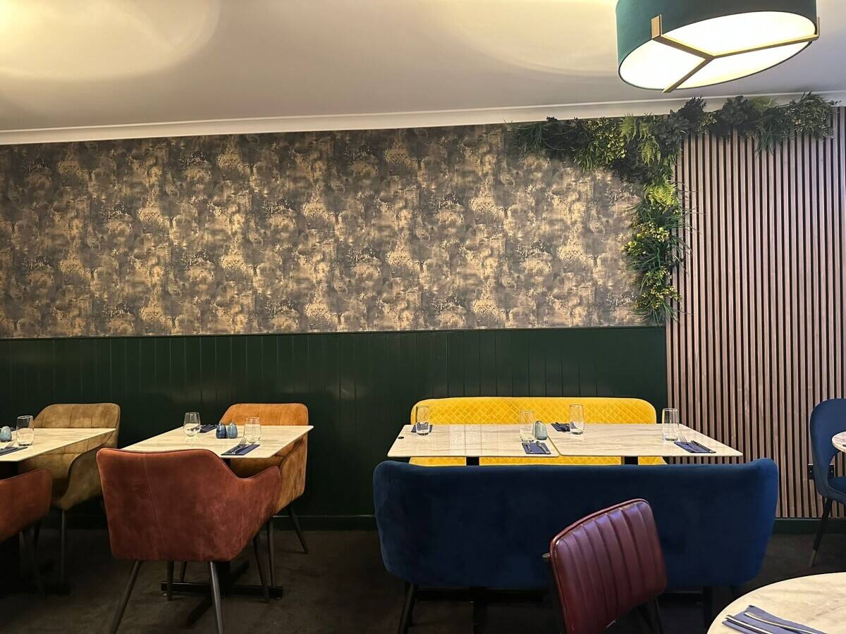 Restaurant and coffee bar for sale on Seaford town center