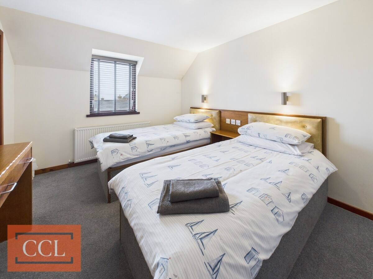 Thriving bar and serviced accommodation business