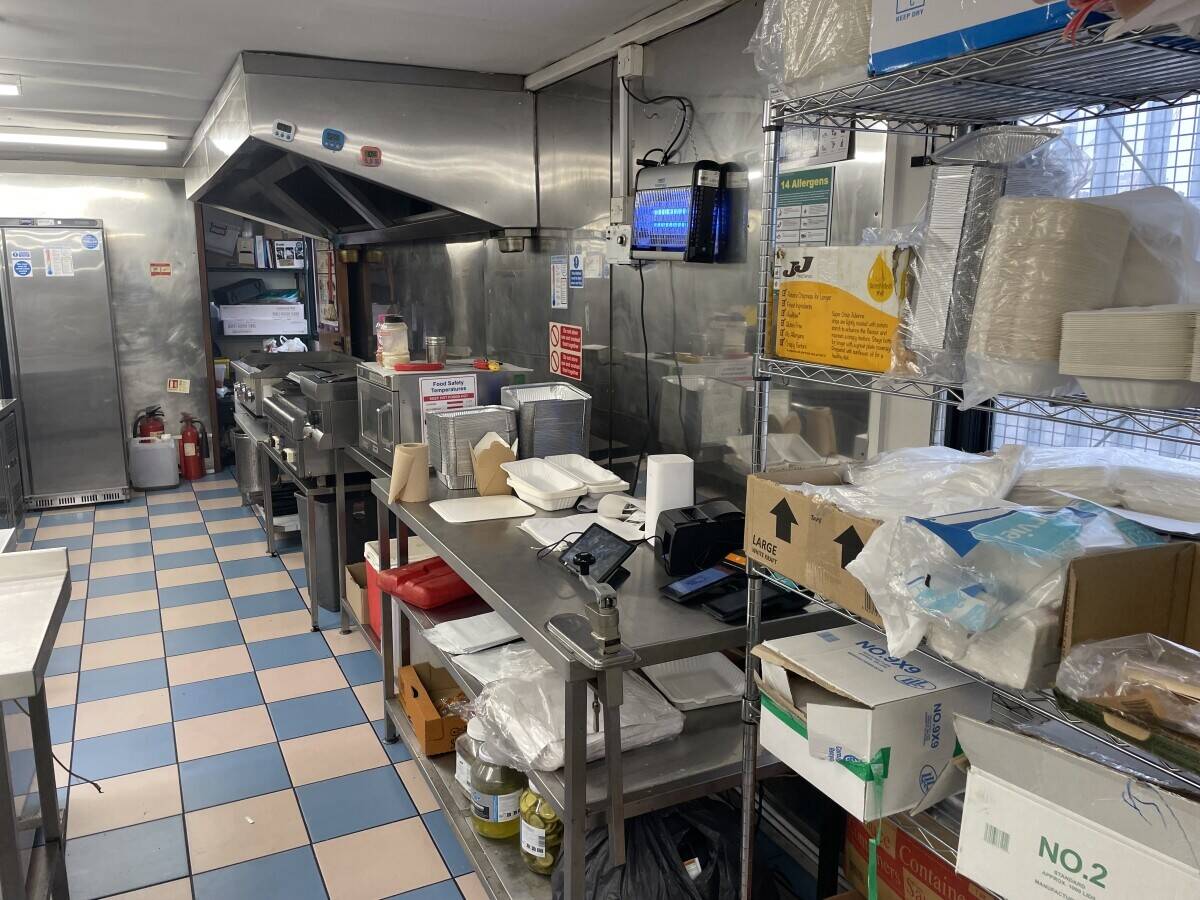 Freehold Fast food business perfectly located in Birmingham for big customer reach Photo 11